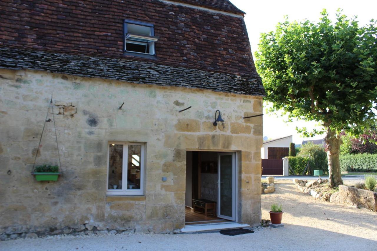 Sainte Sabine En Dordogne Villa Castels Exterior photo